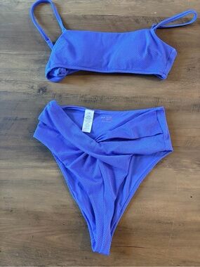 Aerie Shine Pique straight scoop neck bikini top and twist high cut bottom